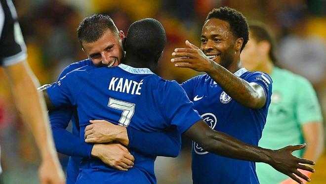 AC米兰客场0-2负都灵，阿莱格里因红牌停赛，替补普利西奇助球队扳平比分。